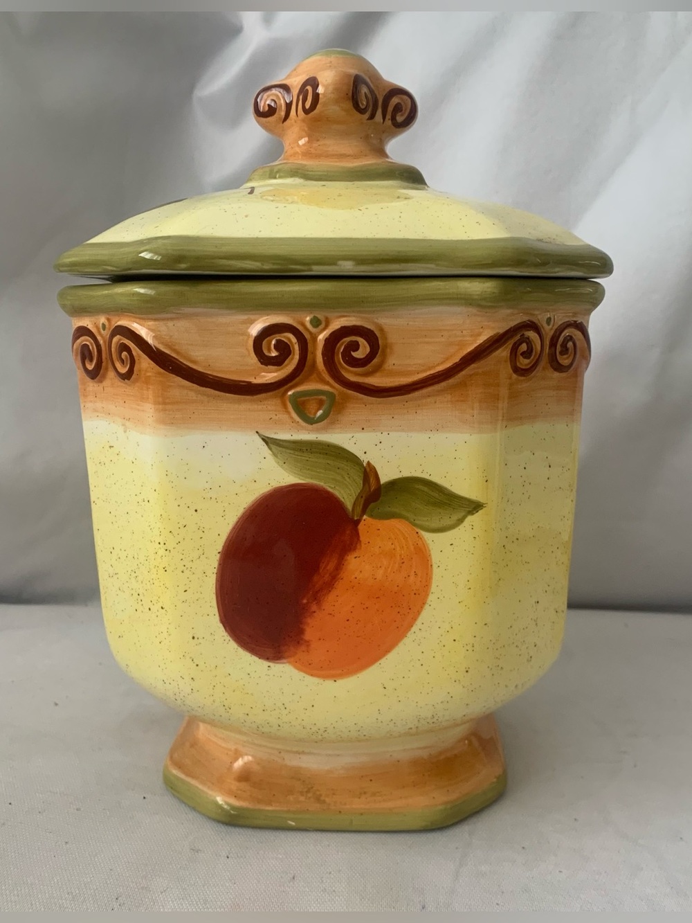 Tabletops Unlimited Medici Large Porcelain Storage Canister Cookie Jar Lid 10"